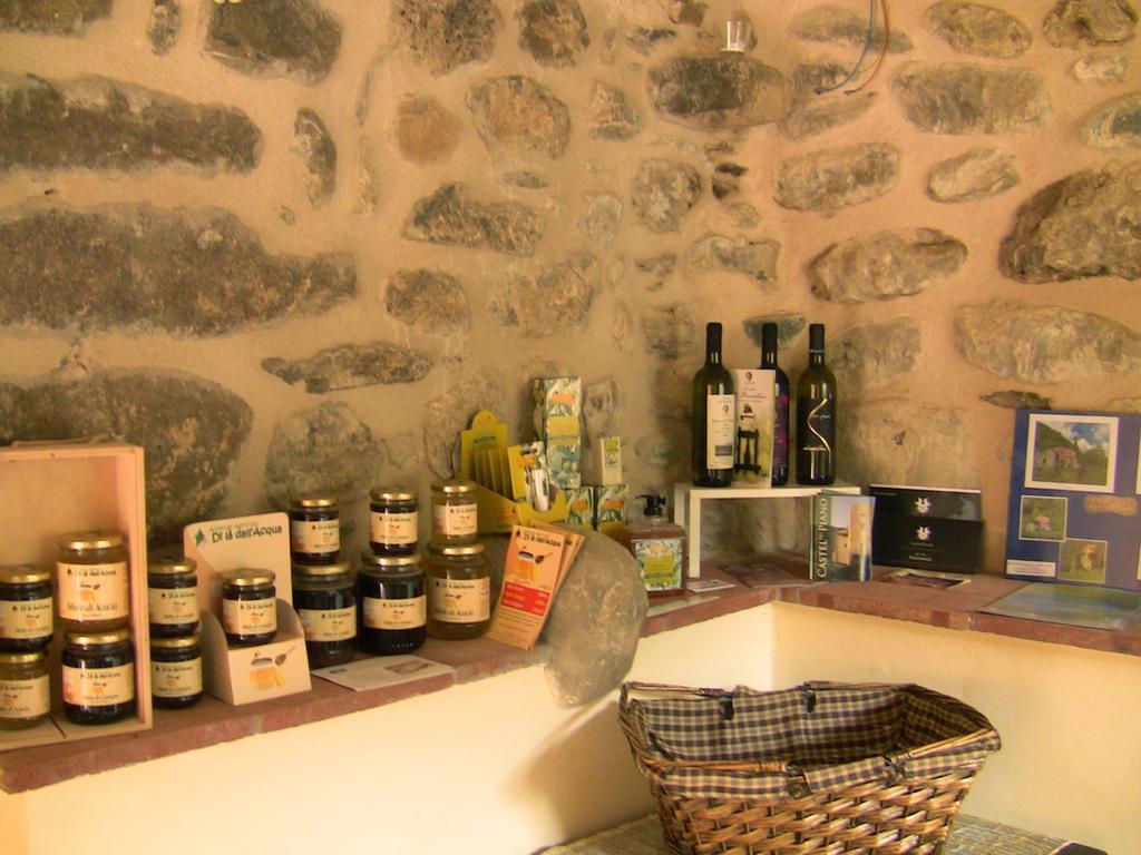 Agriturismo Di La Dall'Acqua Fivizzano Luaran gambar